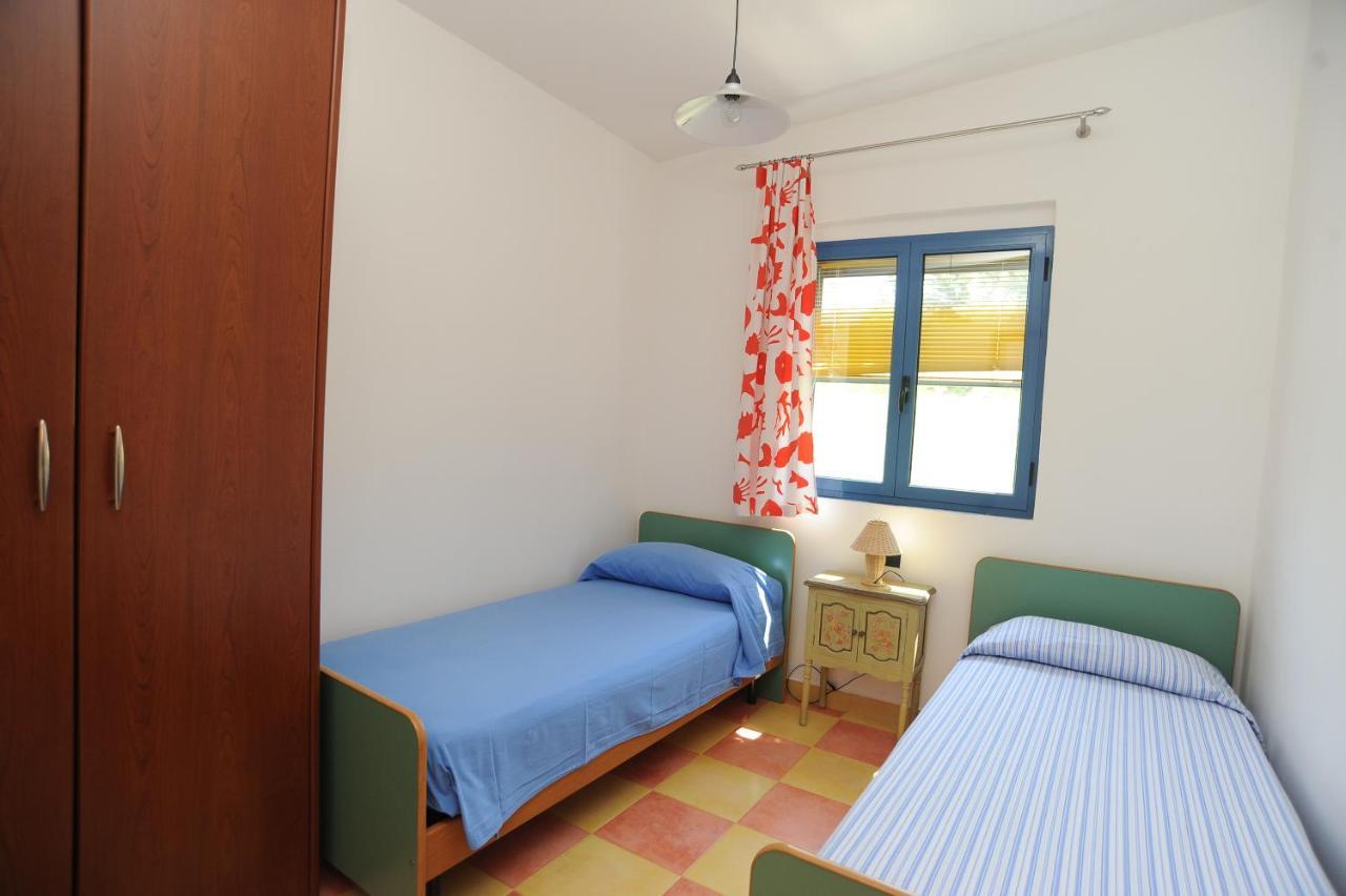 Case Vacanza Montesaraceno Mattinata Exterior photo